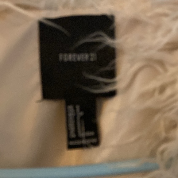 Forever 21 boho cream shag style fur vest. - Picture 3 of 4